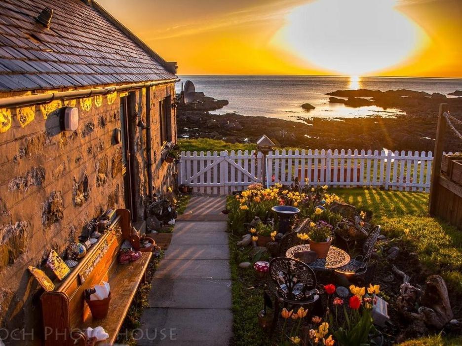 Pew With A View - Seafront Cottages Sandhaven Habitación foto